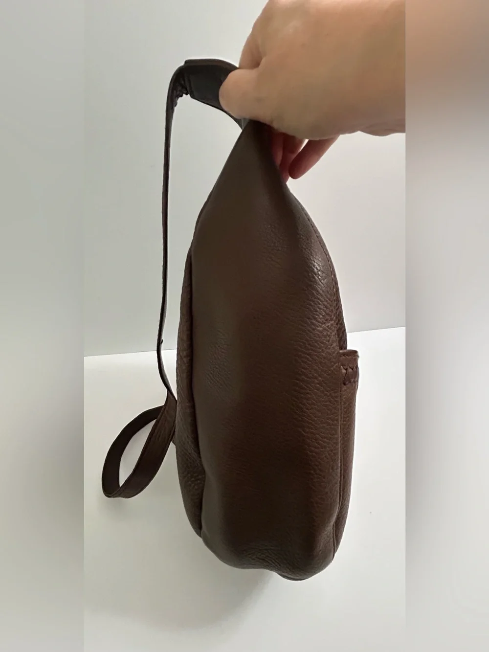 Ellington leather sling